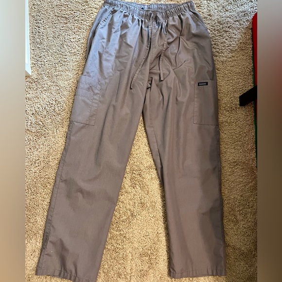 Men’s XL grey scrub bottoms 👨⚕️ - Picture 1 of 3